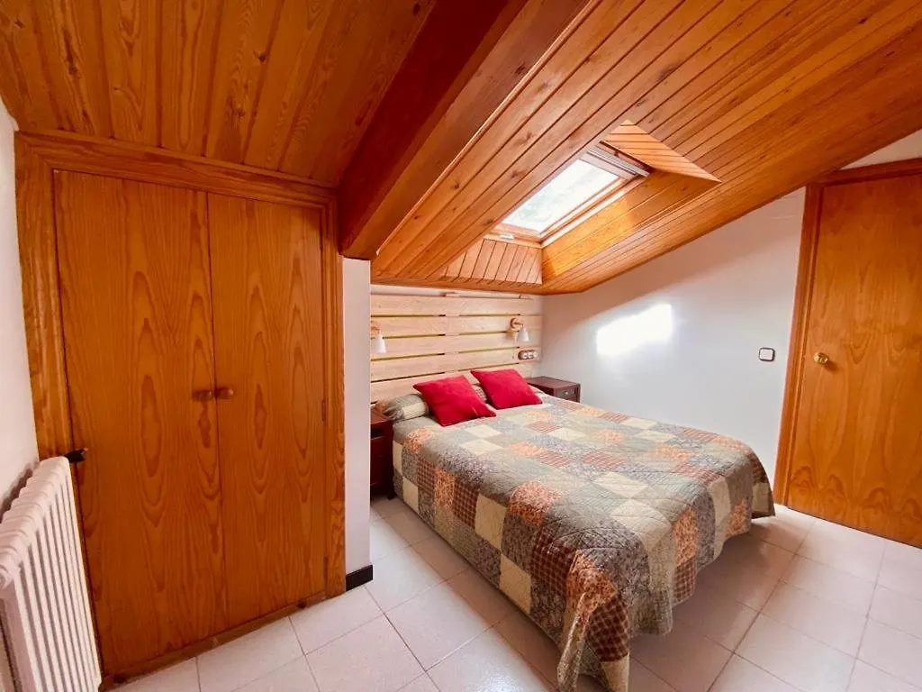 Petit Estudi Apartment Ribes De Freser Spain
